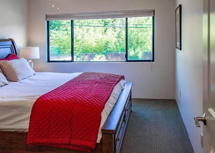 Cowboys & Angels - Classic Style W/great Location * Sedona